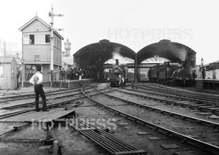 1885 Flinders Street Station looking east