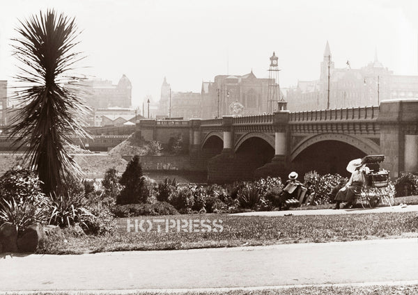 1906c Princes Bridge